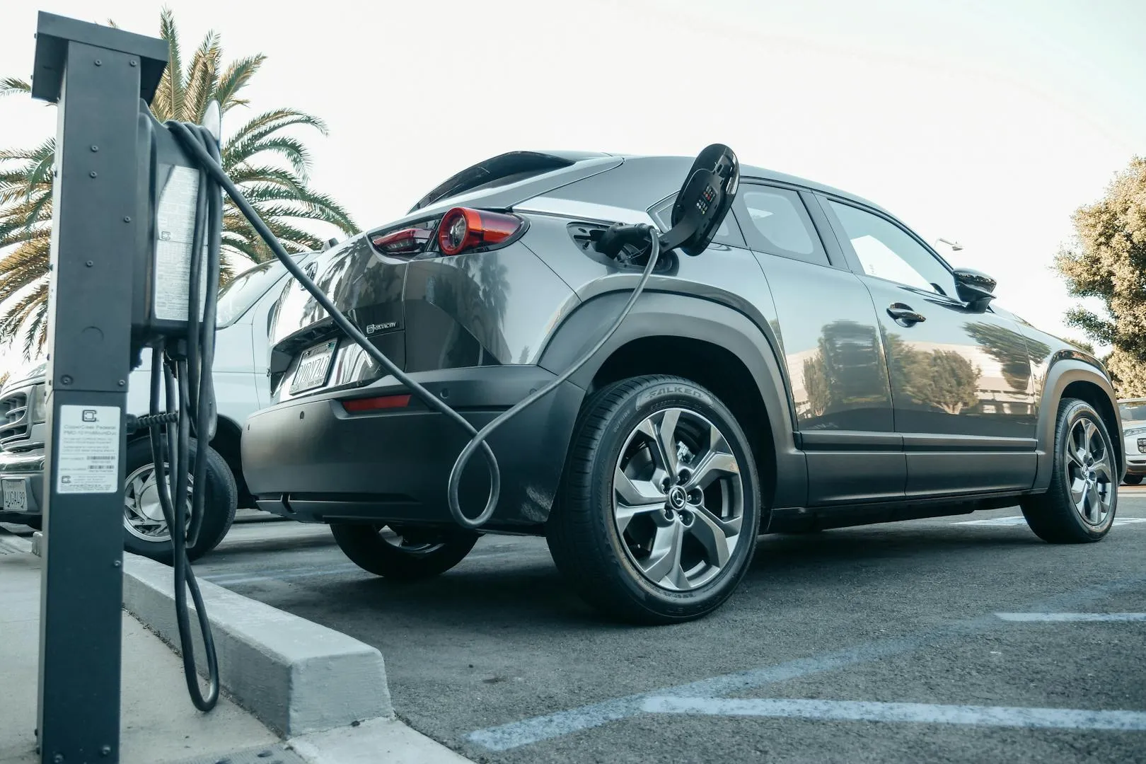 Auto Insurance for Electric Cars: Trends & Insights